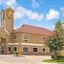 Super 8 By Wyndham Houston Brookhollow Nw