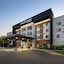 Courtyard By Marriott Edison Woodbridge