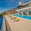 Sunshine Holiday Resort