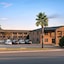 Super 8 By Wyndham Universal City