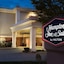 Hampton Inn & Suites Newport Middletown
