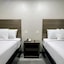 Days Inn By Wyndham Bloomington