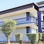 Hotel Elev8