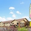 Super 8 By Wyndham Longmont Twin Peaks