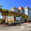 Allure Suites
