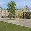 Super 8 By Wyndham Calgary Shawnessy Area