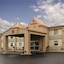 Ramada By Wyndham Angola Fremont Area