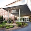 I Hotel And Illinois Conference Center