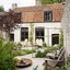 Canal Deluxe Bed & Breakfast