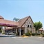 Howard Johnson By Wyndham Norco