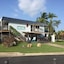 Cardwell Beachfront Motel