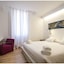 Cheap & Chic Hotel