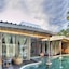 Villa West