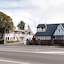 Castles Motel And Driftwood Motel