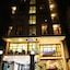 Caravan Hotel