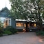 Oak Tree Lodge
