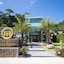 Phi Phi Nice Beach Hotel Hip