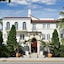 The Villa Casa Casuarina