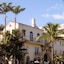 Kenmore Village Hotel