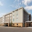 Home2 Suites By Hilton Milwaukee Brookfield