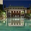 Central Suite Residence