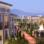 Global Luxury Suites At The Village
