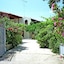 Aris Studios And Apartments
