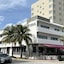 12Th And Ocean Suites