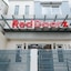 Reddoorz @ Torre De Manuel Residences 1