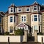 Cedars Apartment