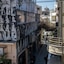 Urban Nest - Suites & Apartments