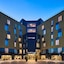 Courtyard By Marriott London Heathrow Airport