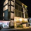 Facade Hotel By Azana