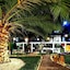 Walton Gardens Pera