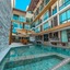 Sunny Hall By Aft