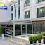 Days Inn By Wyndham Istanbul Bomonti