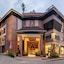 Square Hotel