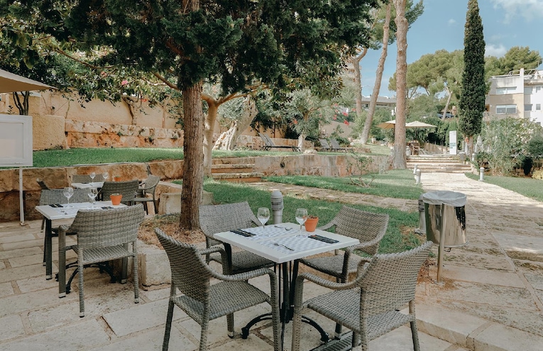 Restaurants - 1