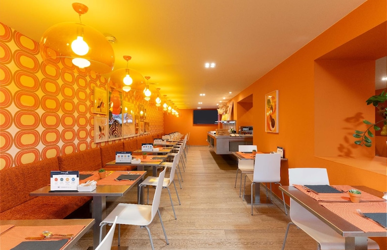 Restaurants - 8