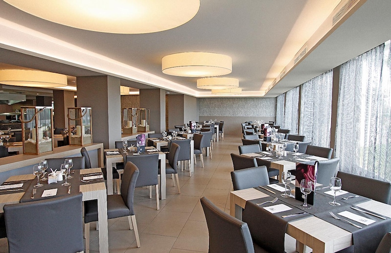 Restaurants - 3