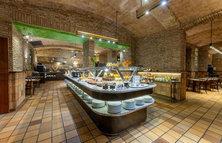 Restaurants - 13