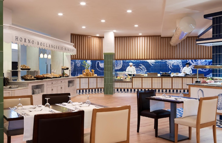 Restaurants - 8