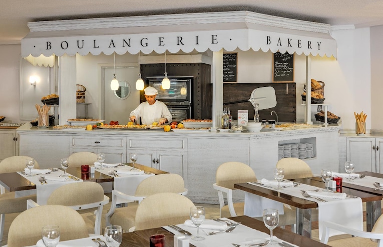 Restaurants - 3