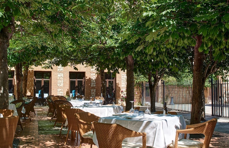 Restaurants - 1