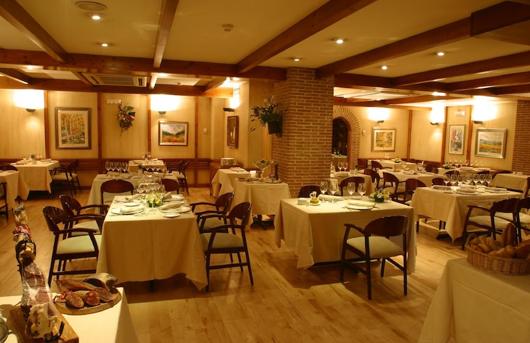 Restaurants - 3