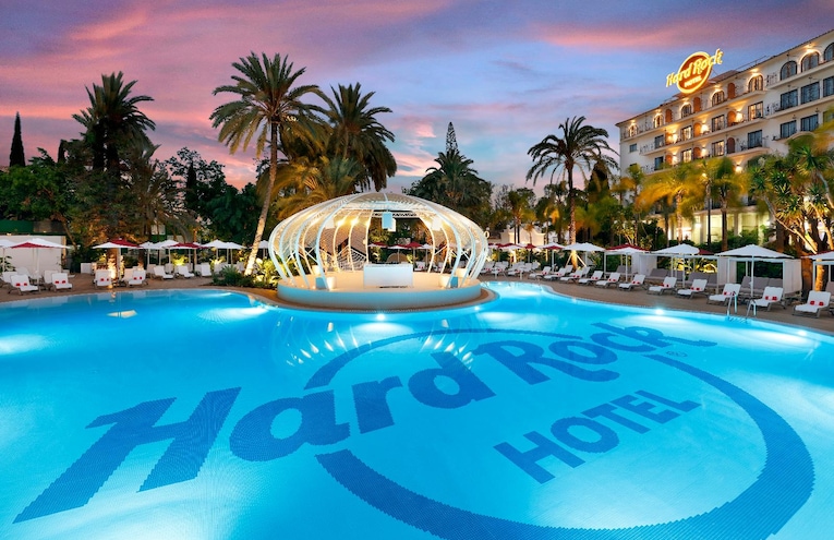 Piscines - 1