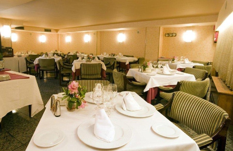 Restaurants - 1