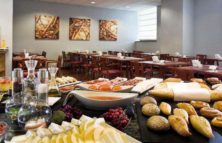 Restaurants - 9