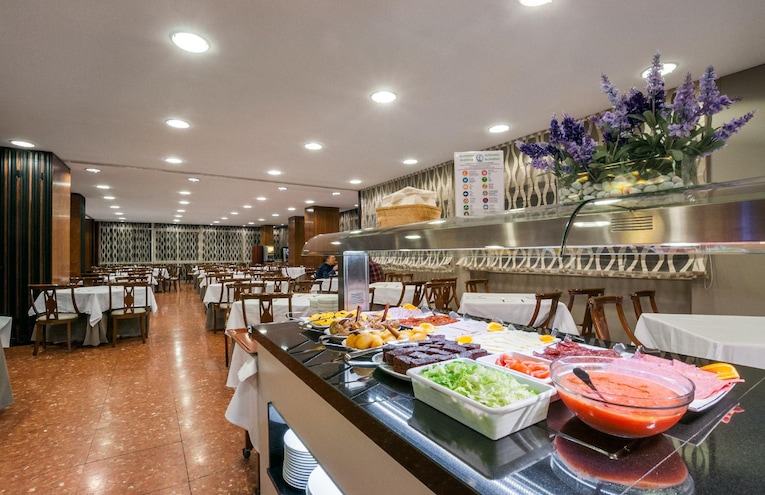 Restaurants - 11