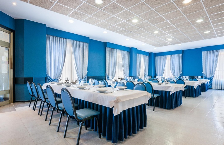Restaurants - 10